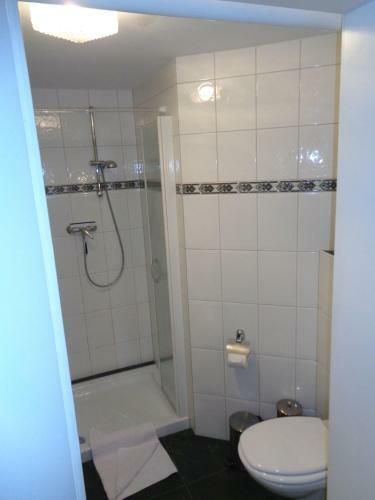 Apartamento Ferienwohnung "am Recknitzhang"