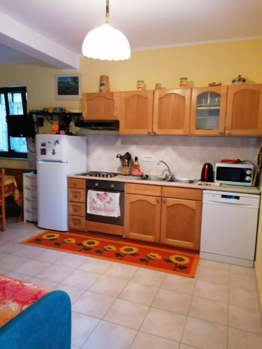 Apartamento Lovran Holiday At The Beach With Your Dog