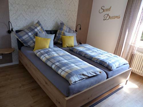 Apartamento Ferienwohnung "ditschi"