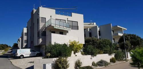 Beach Apartment In Mandre