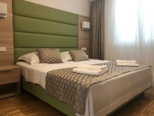 Luxury Apartments White Villa Violeta