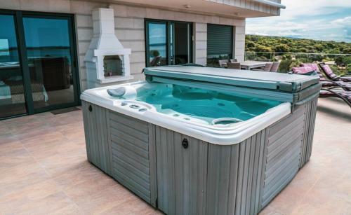 Luxury Apartments White Villa Violeta