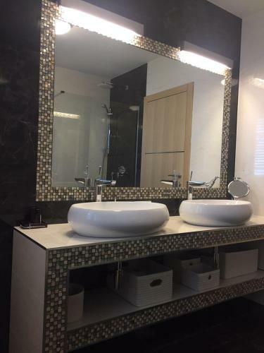 Luxury Apartments White Villa Violeta