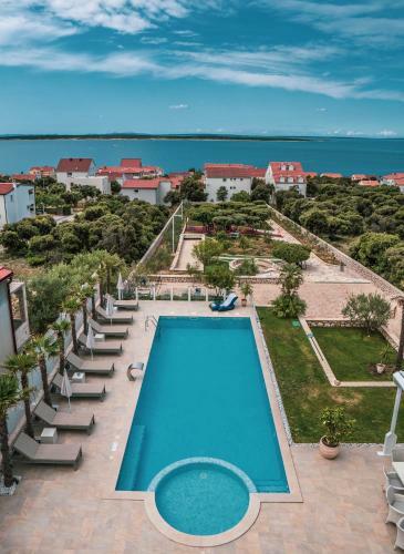 Luxury Apartments White Villa Violeta