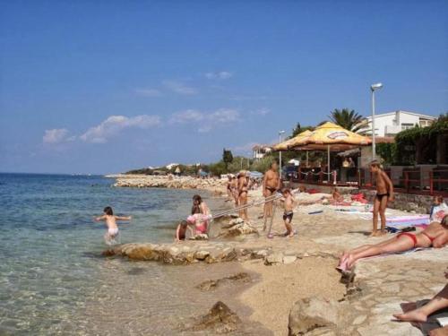 Apartments Besedi?