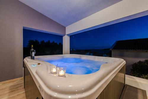 Apartamento Bozi, Luxury Penthouse With Jacuzzi
