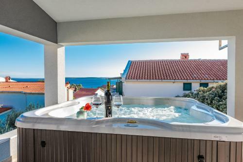 Apartamento Bozi, Luxury Penthouse With Jacuzzi