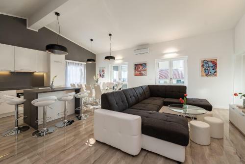 Apartamento Bozi, Luxury Penthouse With Jacuzzi