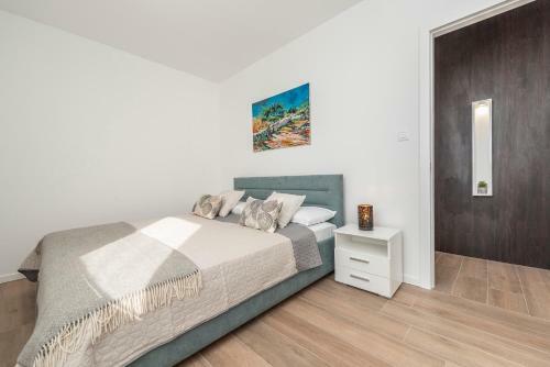 Apartamento Mediteran Luxury Penthouse With Jacuzzi