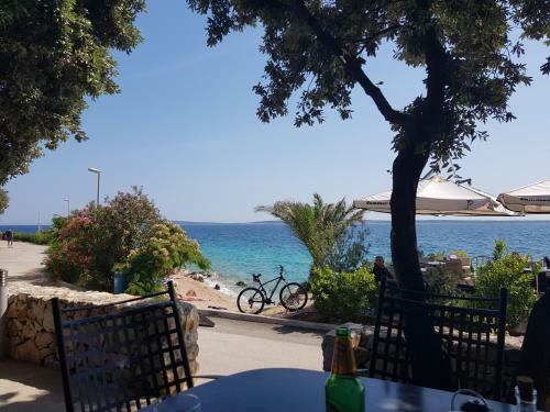 Apartmani Blazevic - 90m From Sea