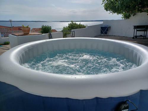 Holiday House Jolini Dvori