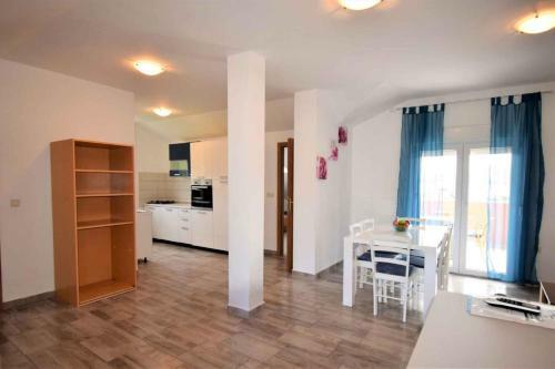 Apartment In Lopar/insel Rab 38297