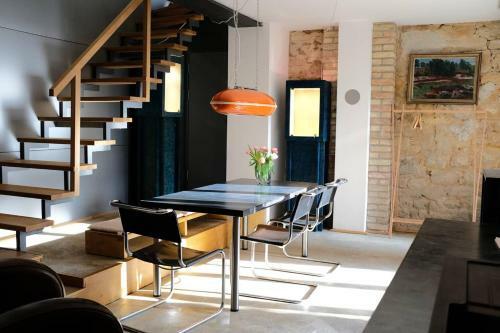 Apartamento Klimatisiertes Loft Im Herzen Von Deidesheim
