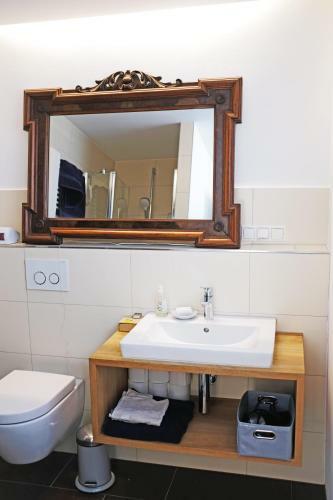 Apartamento Klimatisiertes Loft Im Herzen Von Deidesheim