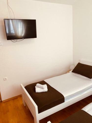 Apartments By The Sea Molat - 18433