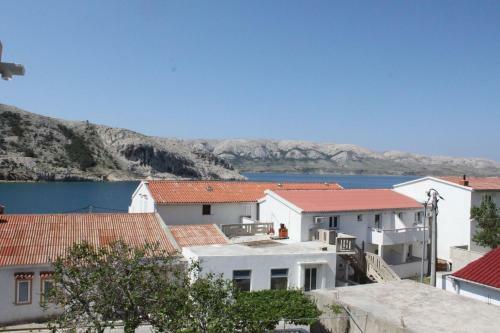 Apartment Metajna 6498e