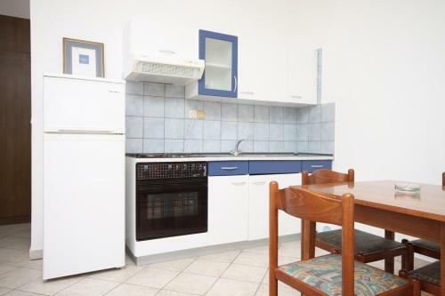 Apartments By The Sea Metajna, Pag - 6425