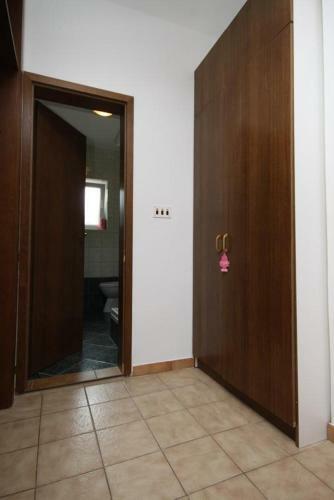 Apartments By The Sea Metajna, Pag - 6425