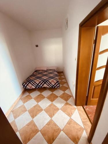 Apartment Metajna 527h