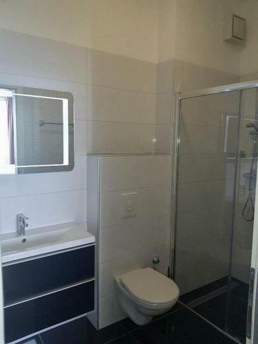 Hostal Rooms With A Swimming Pool Metajna, Pag - 15142