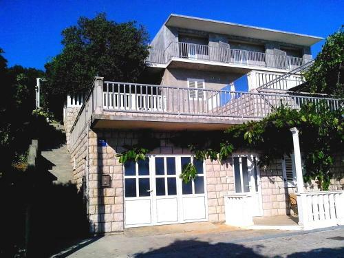 Hostal Villa Feral