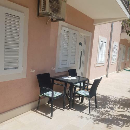 Ruzica Apartments