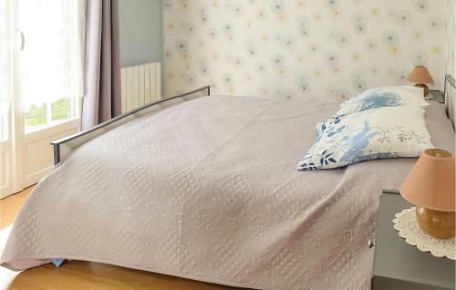 Holiday Home Dimont Rue Des Sars Poteries