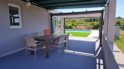 Villa Nane Garden - House With Pool