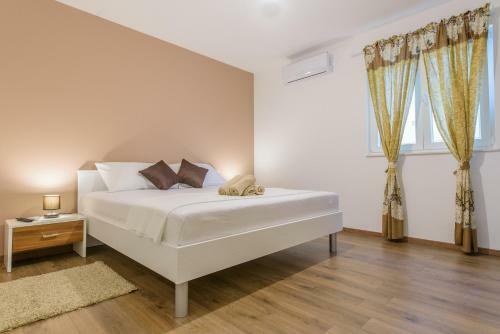 Villa Lucia, Peacefull And Private