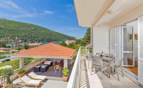 Apartamentos Villa Ana