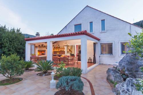 Apartamentos Holiday Cottage Antiq