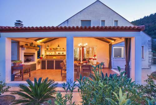 Apartamentos Holiday Cottage Antiq