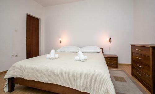 Holiday House Rossetti
