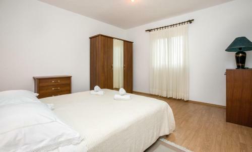Holiday House Rossetti