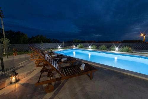 Villa Pax - With Pool