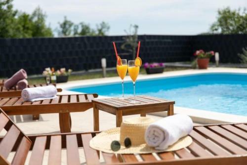 Villa Pax - With Pool