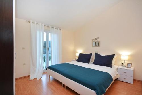 Holiday House With A Swimming Pool Marina, Trogir - 15565