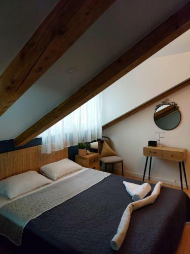 The Roof-luxury Apartment