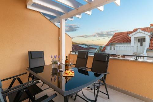 Apartments Lux 3 - Heated Pool