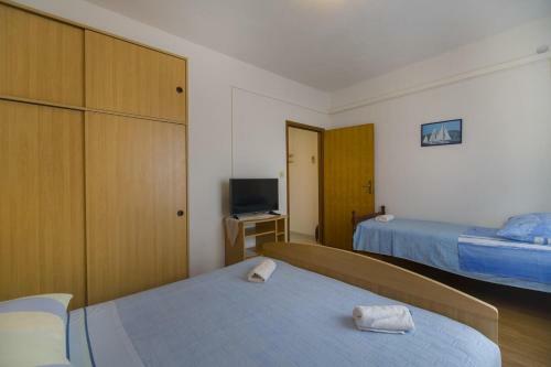 Apartments By The Sea Poljica, Trogir - 19054