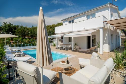 Marula Holiday Home