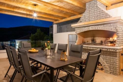 Apartments Lux 2 - Heated Pool