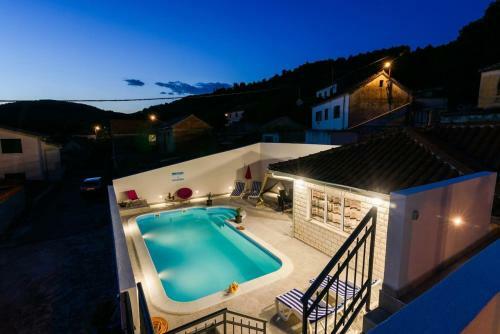 Holiday Home Mario - With Pool
