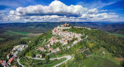 Villa Vila Adora Motovun
