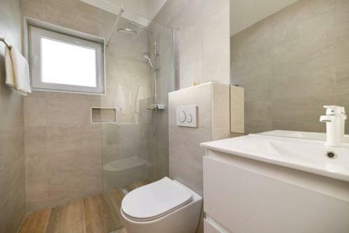 New Villa Buterin With Heated Pool