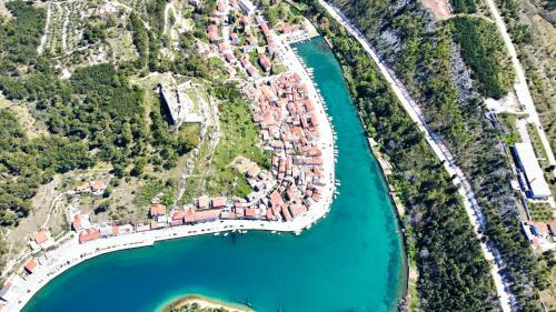 Villa Lele - Peace, Mountain & Sea View, Heated Pool