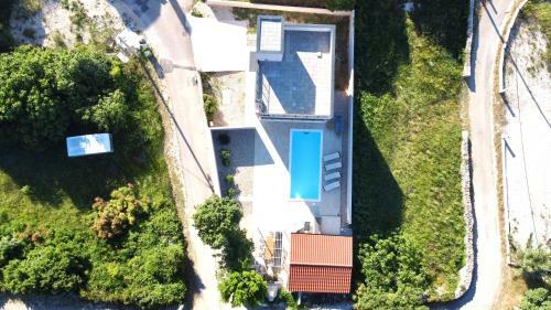 Villa Lele - Peace, Mountain & Sea View, Heated Pool