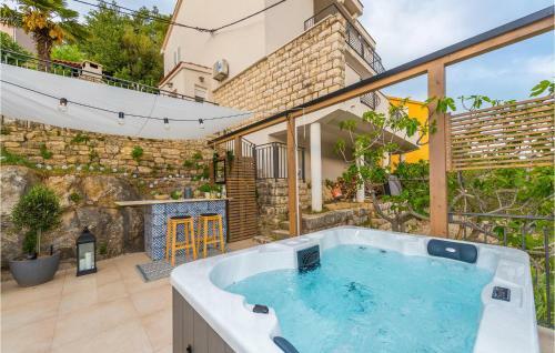 Stunning Home In Novigrad With Wifi And 2 Bedrooms