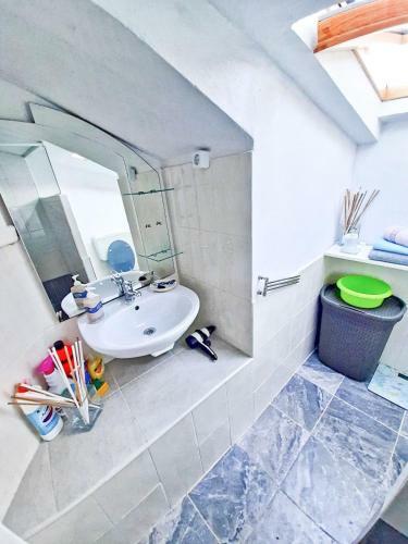 Sea View Loft Apartment "sun"