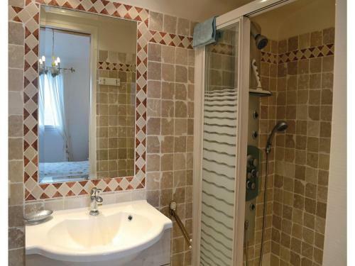 Holiday Home La Lezardiere